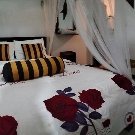 Supipi Homestay Ella Esterno foto