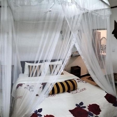 Supipi Homestay Ella Esterno foto