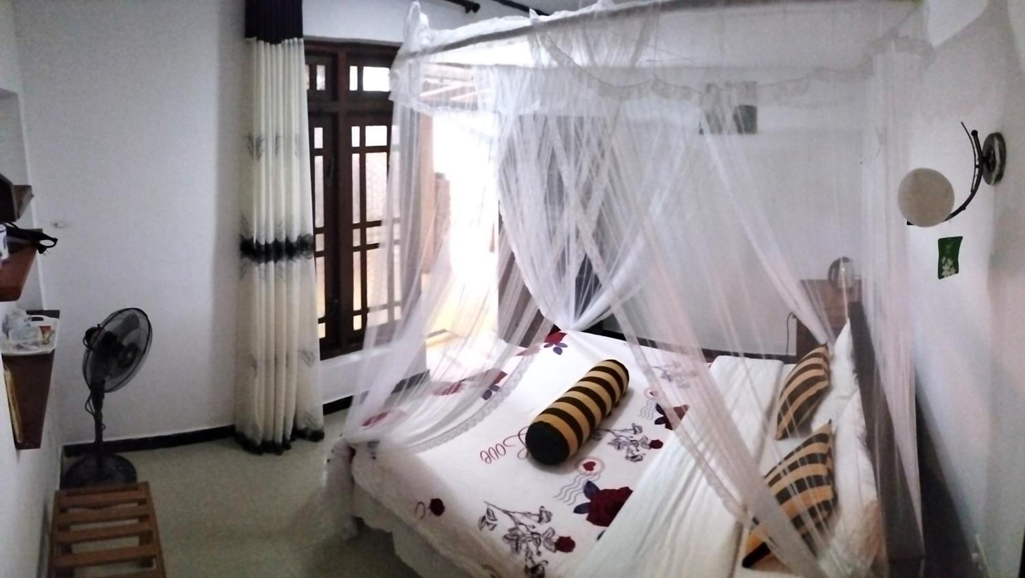 Supipi Homestay Ella Esterno foto